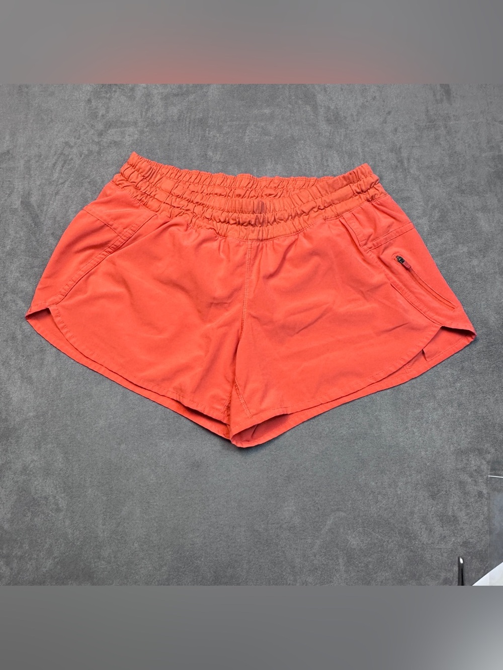 Lululemon Tracker Short V 4" Lined Autumn Red 10